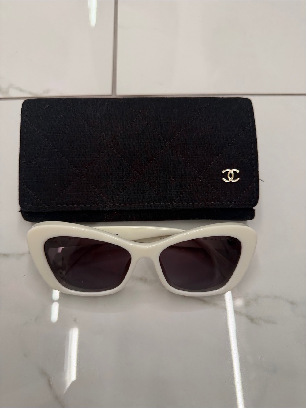CHANEL White Cat-Eye Sunglasses with Black Quilted Case